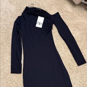 Zara Black Asymmetric One-Shoulder Long Sleeve Dress